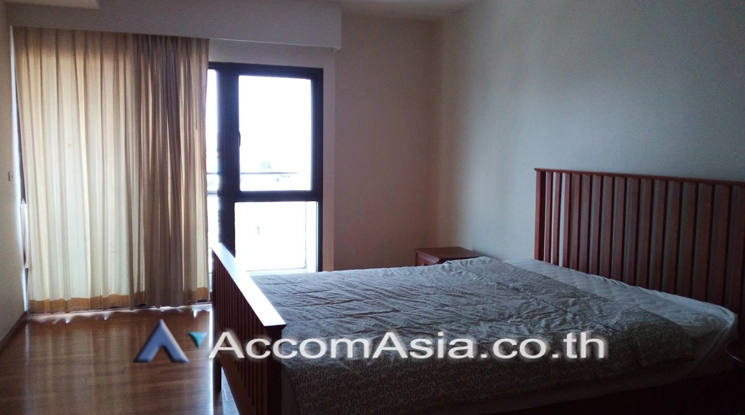  2 Bedrooms  Condominium For Rent in Sathorn, Bangkok  near MRT Lumphini (26424)