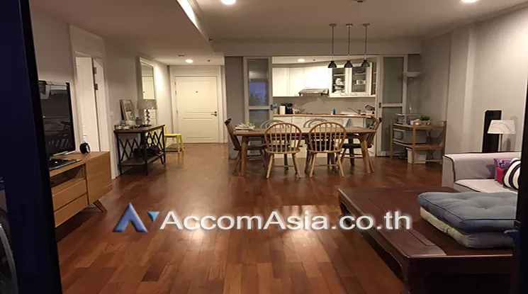  1 Bedroom  Condominium For Rent in Sathorn, Bangkok  near MRT Lumphini (26437)