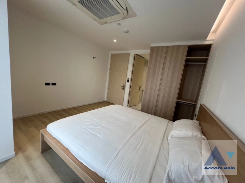 7  2 br Apartment For Rent in Sukhumvit ,Bangkok BTS Thong Lo at Ideal for family living and pet lover 26716