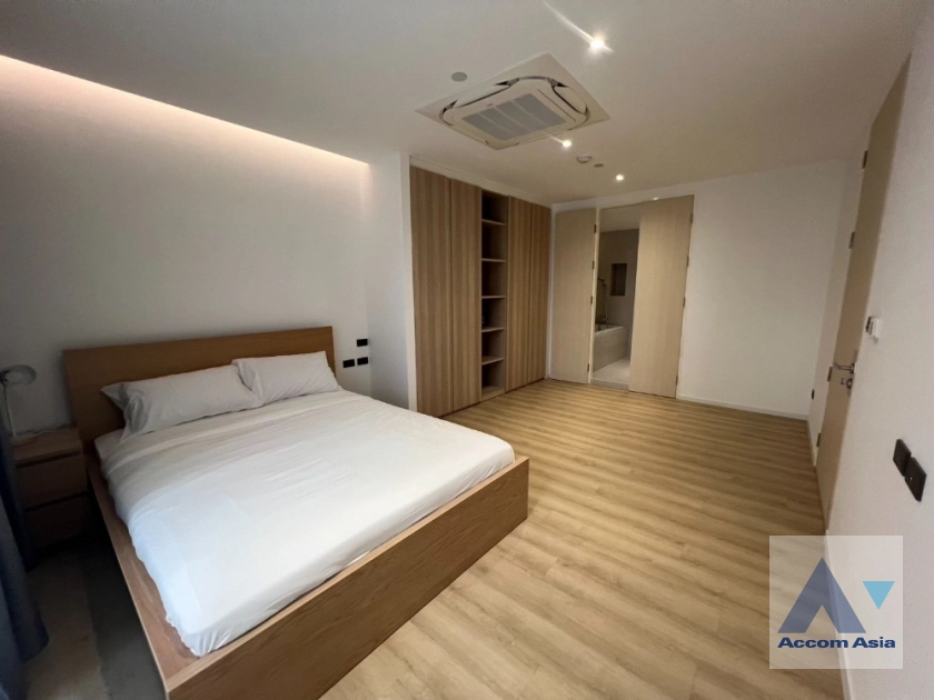 6  2 br Apartment For Rent in Sukhumvit ,Bangkok BTS Thong Lo at Ideal for family living and pet lover 26716