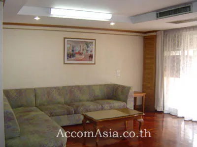  2 Bedrooms  Apartment For Rent in Sukhumvit, Bangkok  near BTS Phrom Phong (16771)