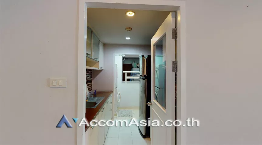  2 Bedrooms  Condominium For Rent in Sukhumvit, Bangkok  near BTS Asok - MRT Sukhumvit (26819)