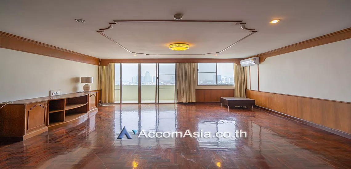 Pet friendly |  3 Bedrooms  Apartment For Rent in Sukhumvit, Bangkok  near BTS Ekkamai (17195)