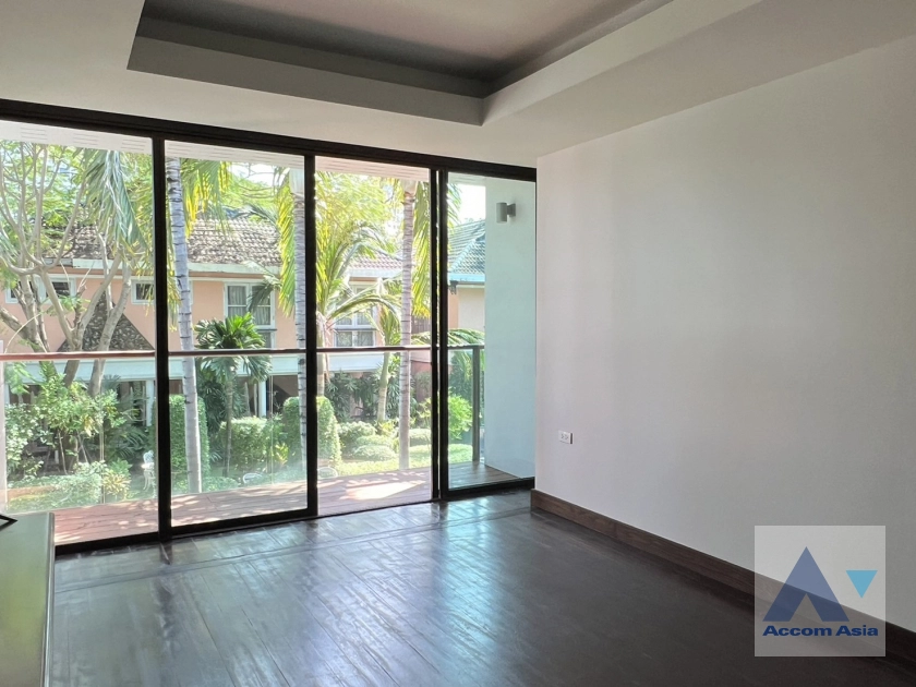 7  4 br House For Rent in Sathorn ,Bangkok BRT Thanon Chan at The Prestigious Residential 27244