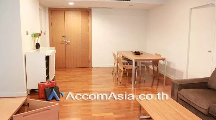  2 Bedrooms  Condominium For Rent in Ploenchit, Bangkok  near BTS Ploenchit (27504)