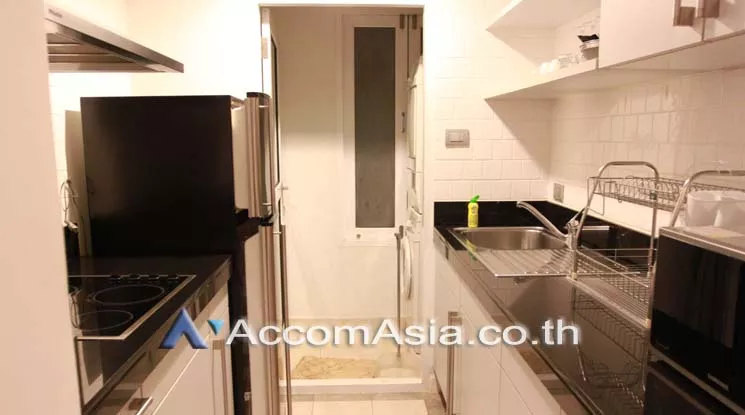  2 Bedrooms  Condominium For Rent in Ploenchit, Bangkok  near BTS Ploenchit (27504)