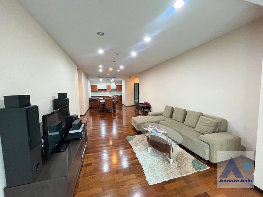  2 Bedrooms  Condominium For Rent & Sale in Sukhumvit, Bangkok  near BTS Thong Lo (27668)