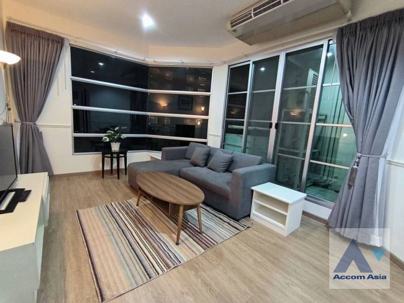  2 Bedrooms  Condominium For Rent & Sale in Sukhumvit, Bangkok  near BTS Asok - MRT Sukhumvit (28017)