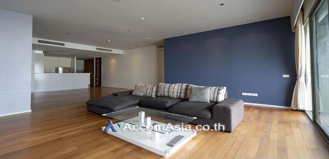 Big Balcony, Pet friendly |  3 Bedrooms  Condominium For Rent in Sukhumvit, Bangkok  near BTS Asok - MRT Sukhumvit (28374)