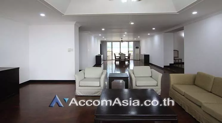  3 Bedrooms  Apartment For Rent in Sukhumvit, Bangkok  near BTS Asok - MRT Sukhumvit (18767)