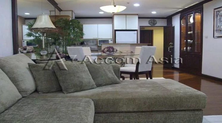  1 Bedroom  Condominium For Rent in Ploenchit, Bangkok  near BTS Ploenchit (28887)