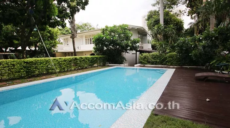 10  4 br House For Rent in sukhumvit ,Bangkok BTS Ekkamai 10003301