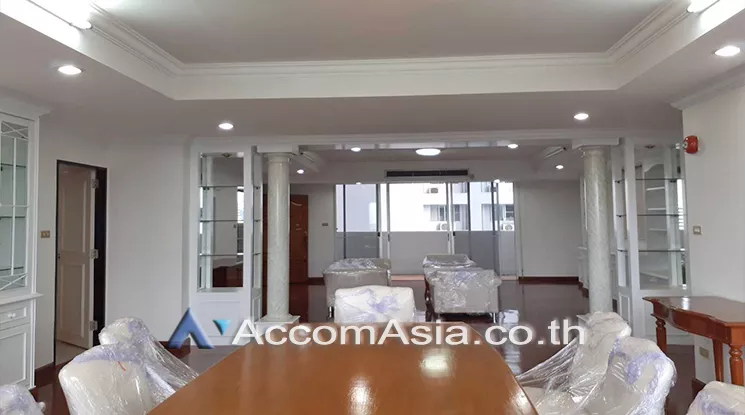 Pet friendly |  3 Bedrooms  Condominium For Rent in Sukhumvit, Bangkok  near BTS Phrom Phong (28968)