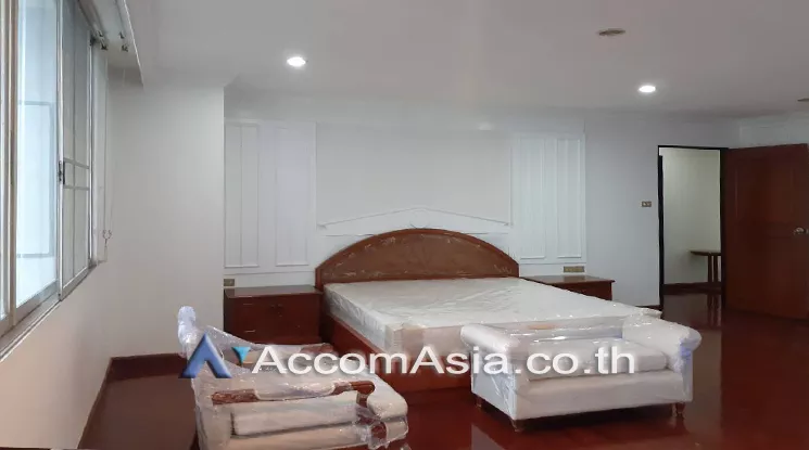 Pet friendly |  3 Bedrooms  Condominium For Rent in Sukhumvit, Bangkok  near BTS Phrom Phong (28968)