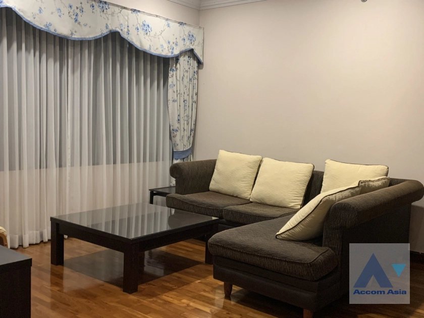  2 Bedrooms  Condominium For Rent in Sathorn, Bangkok  near BTS Chong Nonsi - MRT Lumphini (29140)