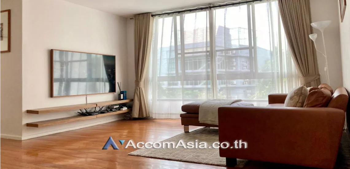 Pet friendly |  2 Bedrooms  Condominium For Rent in Sukhumvit, Bangkok  near BTS Phrom Phong (29175)