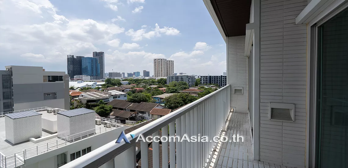  2 Bedrooms  Condominium For Rent in Sukhumvit, Bangkok  near BTS Thong Lo (29178)
