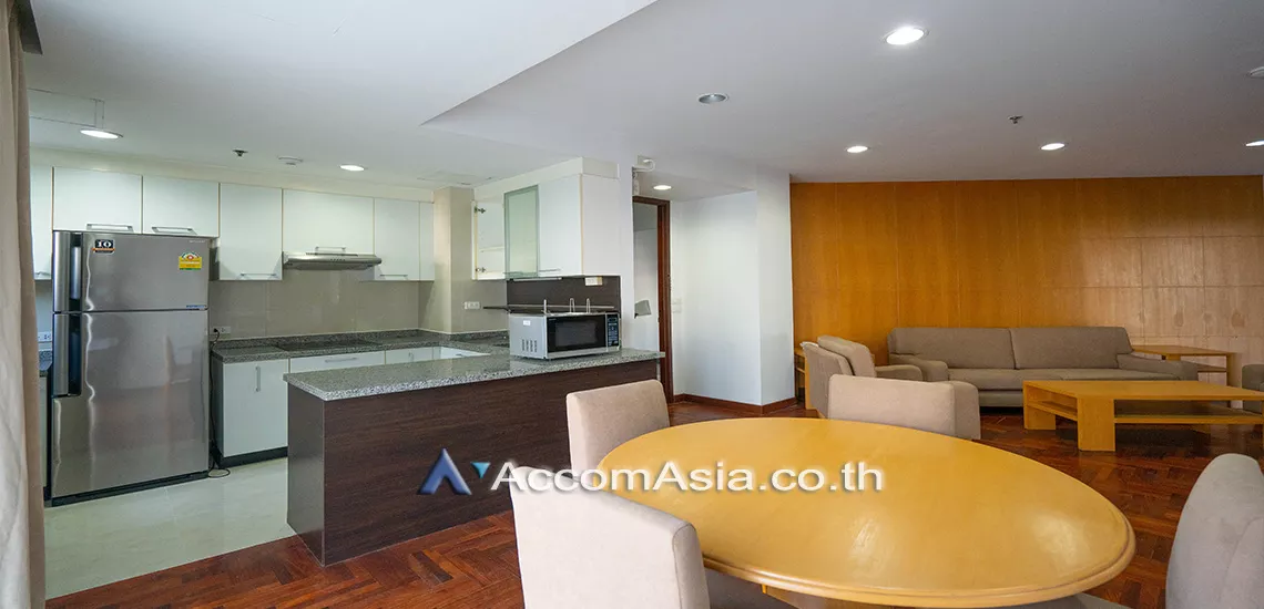  2 Bedrooms  Apartment For Rent in Sukhumvit, Bangkok  near BTS Phrom Phong (19222)