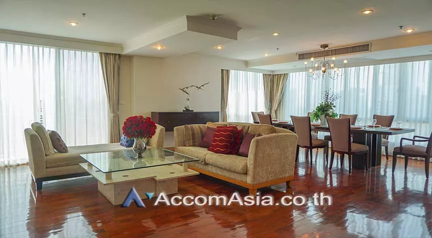 Huge Terrace, Big Balcony |  3 Bedrooms  Apartment For Rent in Sukhumvit, Bangkok  near BTS Phrom Phong (19241)