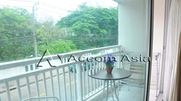  2 Bedrooms  Condominium For Rent in Sukhumvit, Bangkok  near BTS Thong Lo (29286)