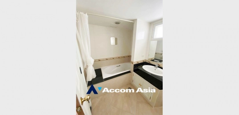 8  2 br Apartment For Rent in Sukhumvit ,Bangkok BTS Phrom Phong at Spacious Room 19321