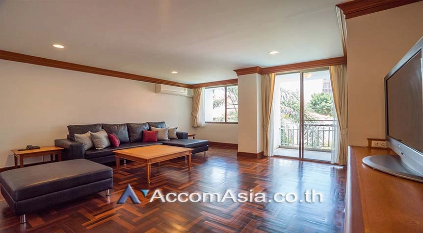  2 Bedrooms  Apartment For Rent in Sukhumvit, Bangkok  near BTS Phrom Phong (19669)