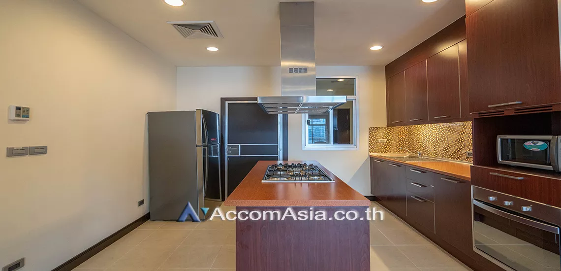 Pet friendly |  2 Bedrooms  Apartment For Rent in Sukhumvit, Bangkok  near BTS Asok - MRT Sukhumvit (19676)