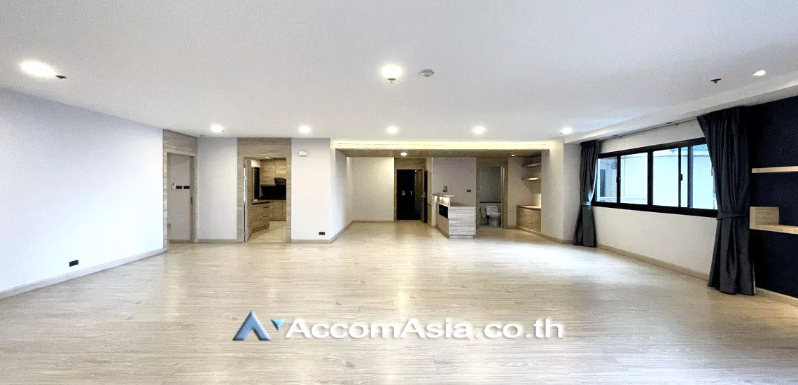 Pet friendly |  3 Bedrooms  Apartment For Rent in Sukhumvit, Bangkok  near BTS Asok - MRT Sukhumvit (19710)