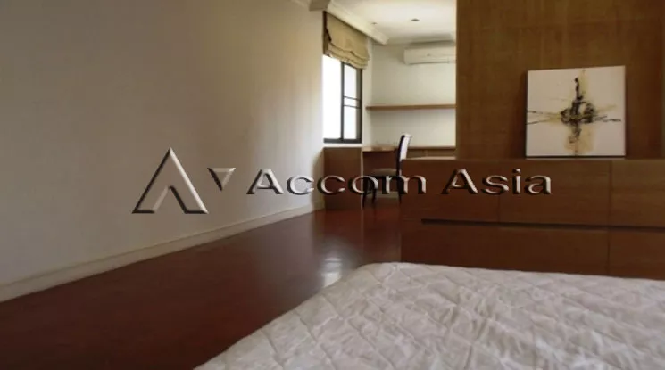 Big Balcony, Pet friendly |  3 Bedrooms  Apartment For Rent in Sukhumvit, Bangkok  near BTS Phrom Phong (19757)