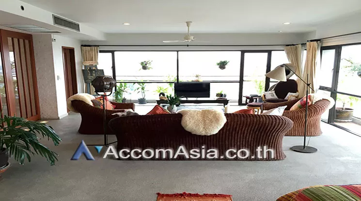  1 Bedroom  Condominium For Rent in Sathorn, Bangkok  near MRT Lumphini (29900)