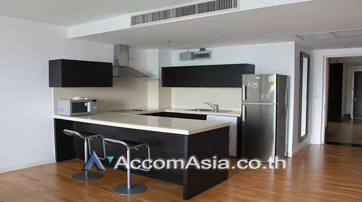  1 Bedroom  Condominium For Rent in Sathorn, Bangkok  near BTS Chong Nonsi (29952)